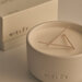 Mielēv Hand-Crafted Ceramic Candle (witte tulp/lelie/hout)