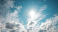 UVA, UVB, UVC en zonnefilters: zo kies je zonbescherming die bij je huid past