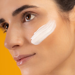 Face Mask voor een Stralende Huid (Sinaasappel) Apivita
